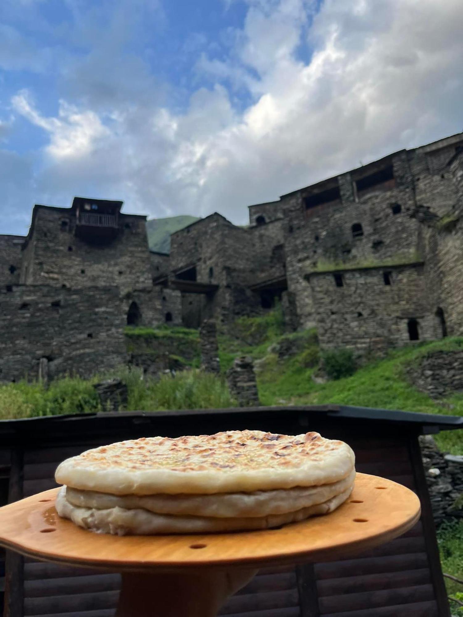 Hotel "Front Castle" Shatili Zewnętrze zdjęcie